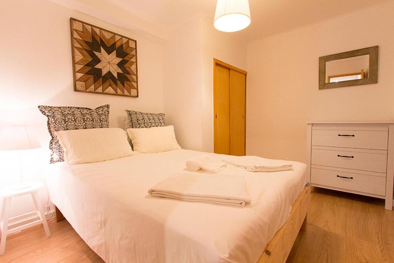 Cosy Chiado By Homing Lägenhet Lisboa Exteriör bild